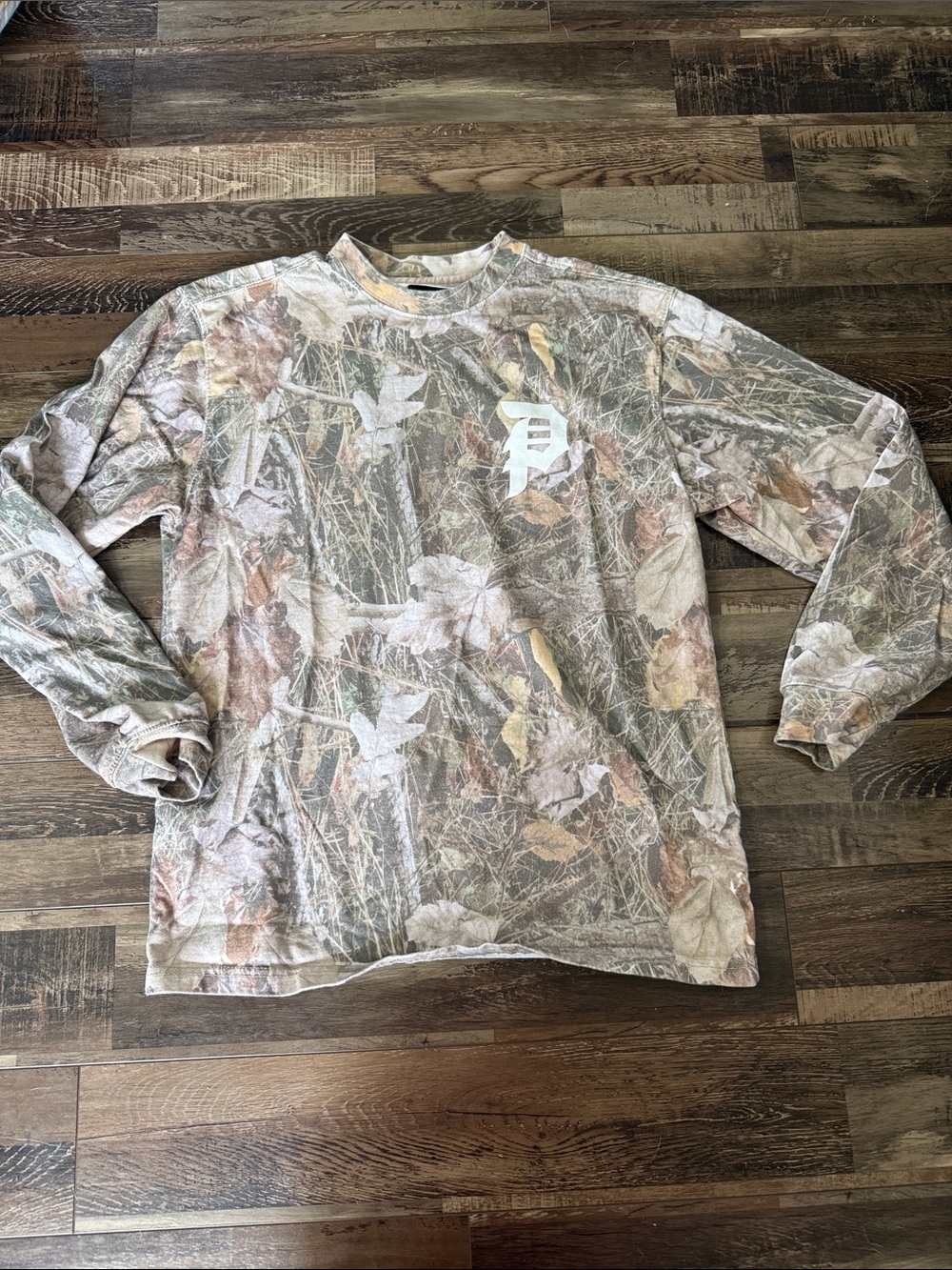 Primitive Long Sleeve Camo Tee in Brown Green Tan